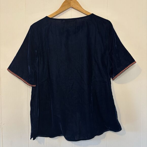 NEW Soft Surroundings Large Blue Velvet Floral Embroidered Boho Top Short Sleeve - Picture 9 of 12